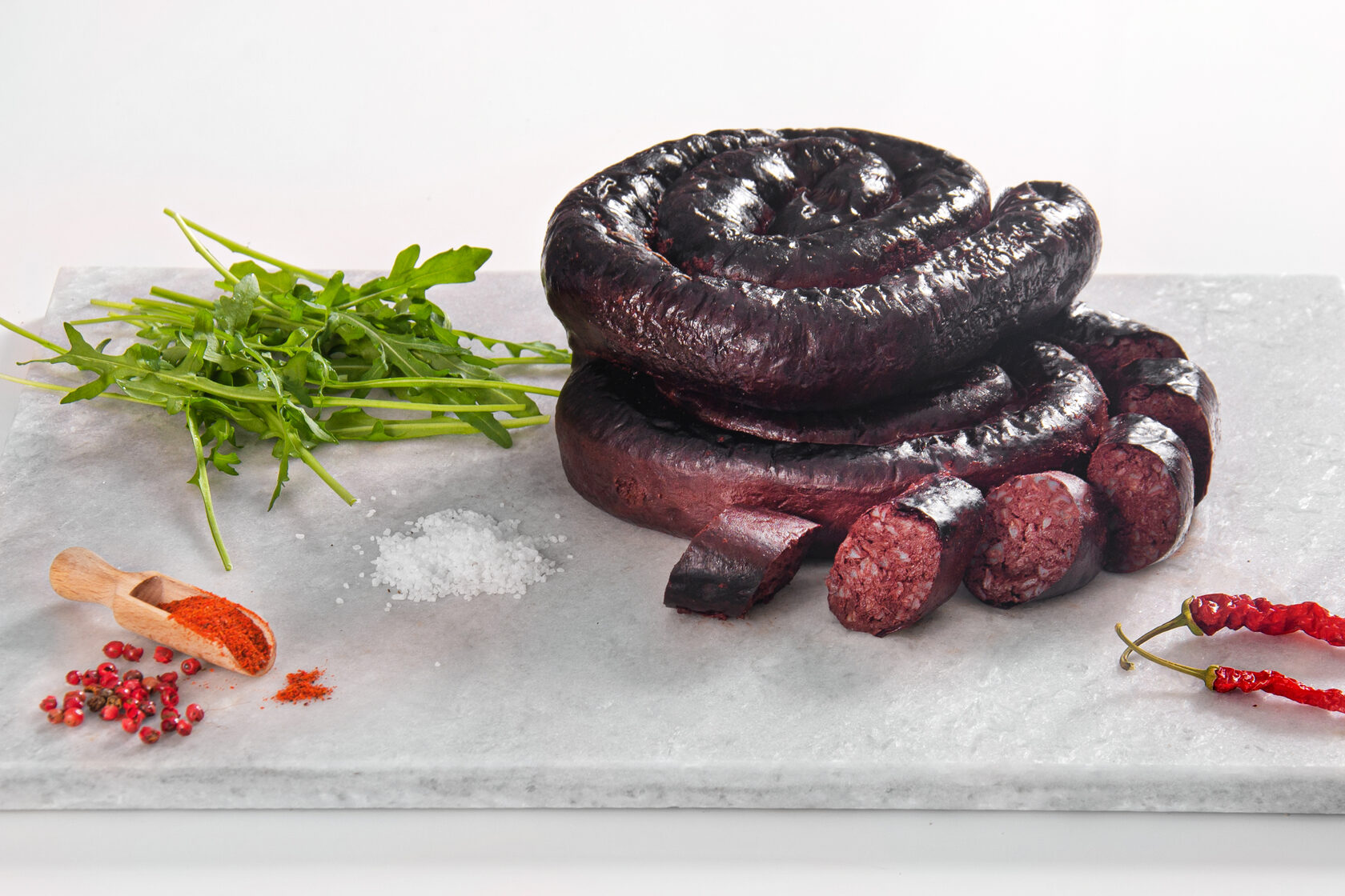 Кровяная колбаса: деликатес с историей, как её приготовить Кровяная колбаса: деликатес с историей, как её приготовить